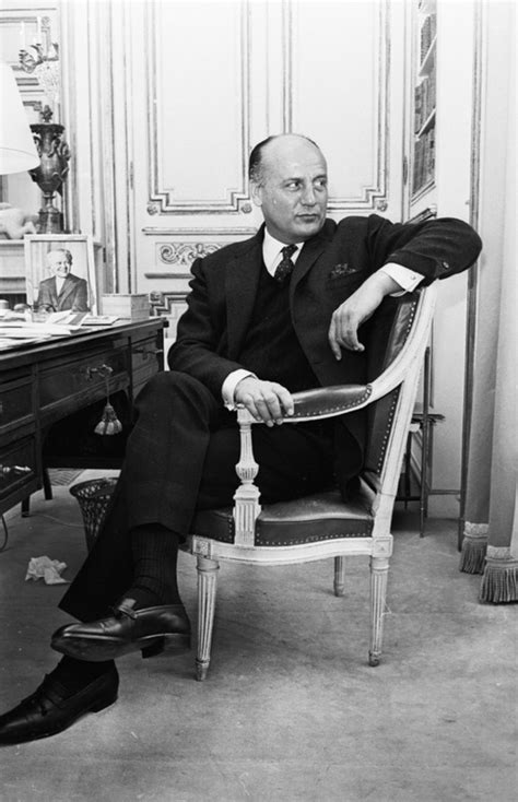 christian dior und balmain ein paar|A biography of Pierre Balmain .